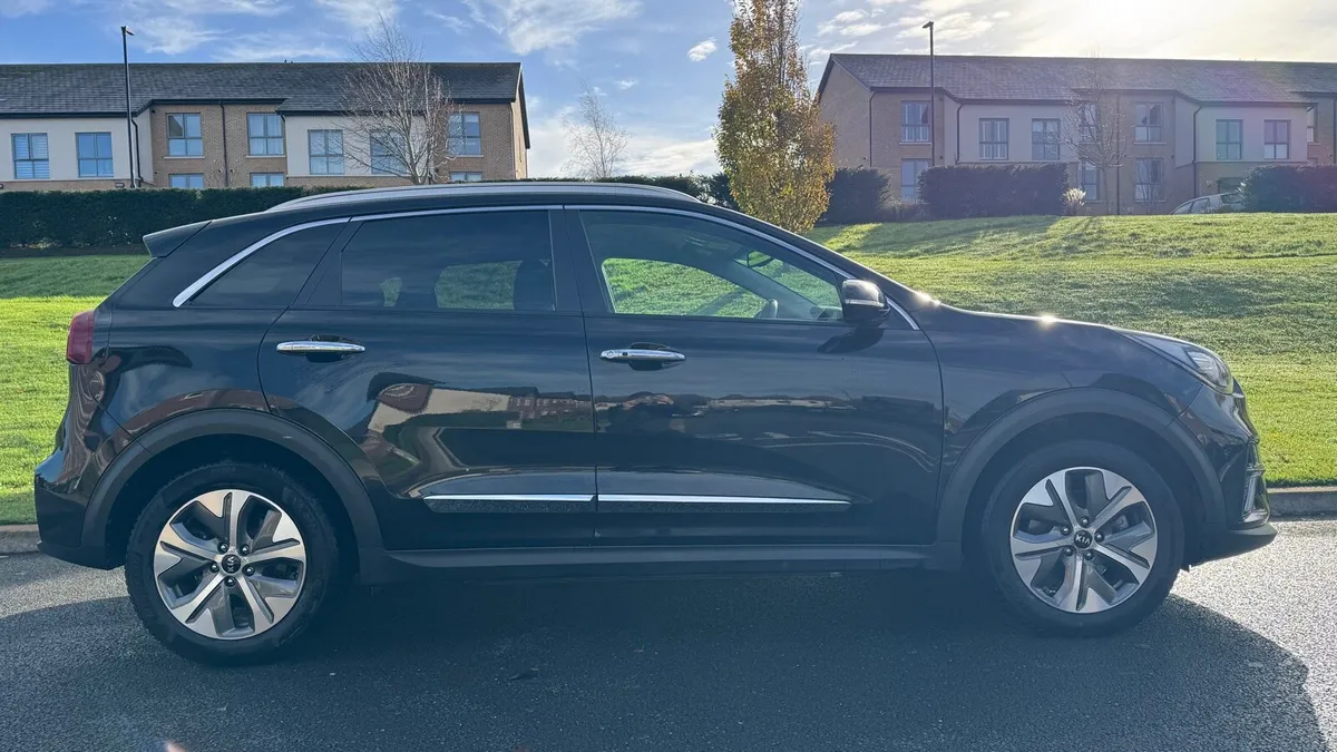 KIA e-Niro 2020 – Electric, High Spec, Long Range - Image 1