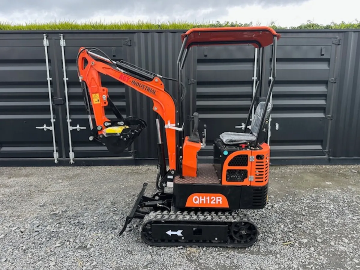 New AGT QH12R Mini Digger **Online Auction** - Image 3