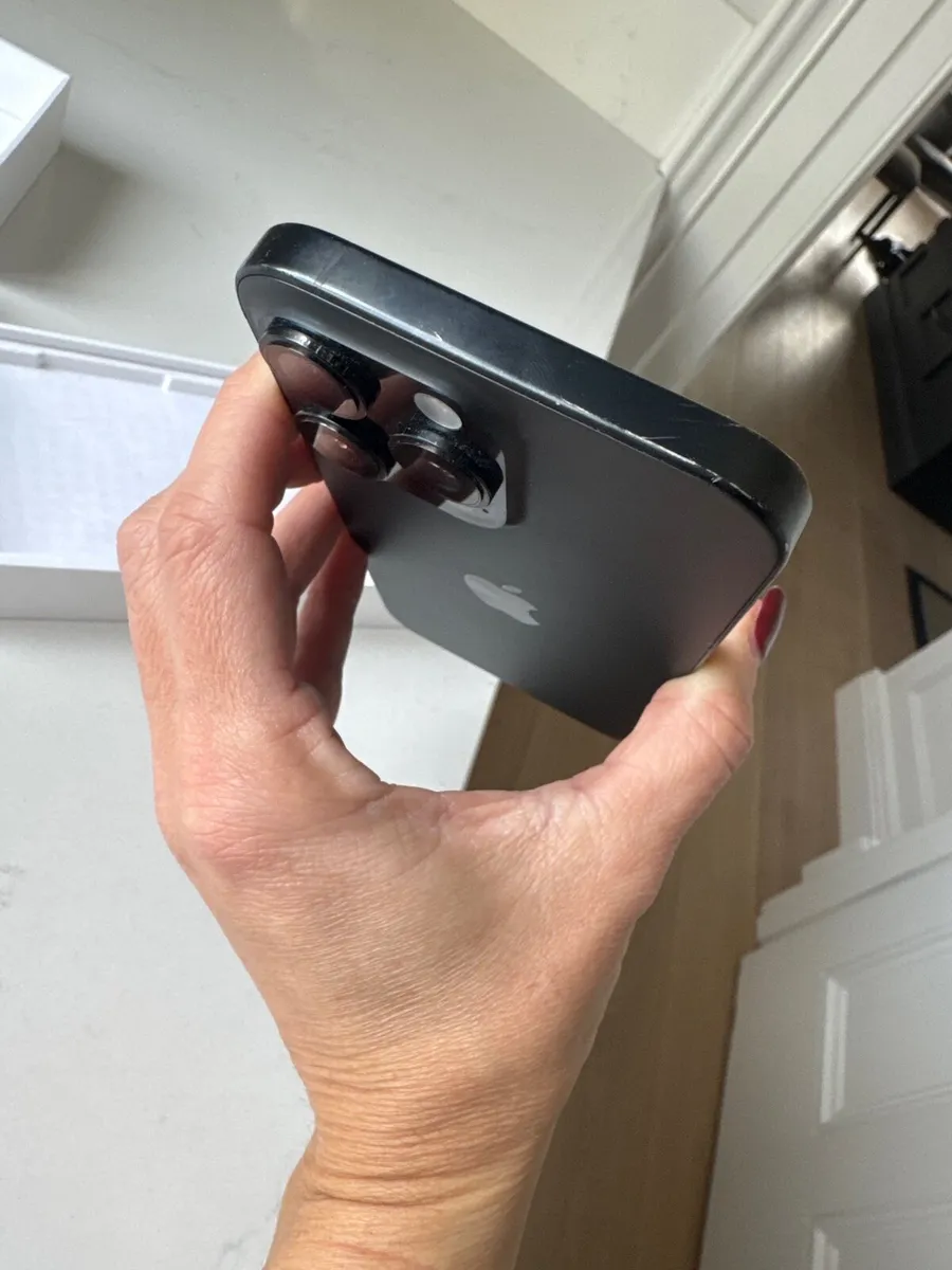 iPhone 16 pro max - Image 3