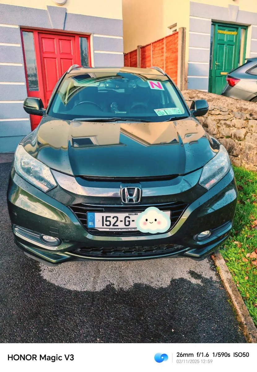 Honda Vezel hybrid 1.5 SUV in good condition - Image 1