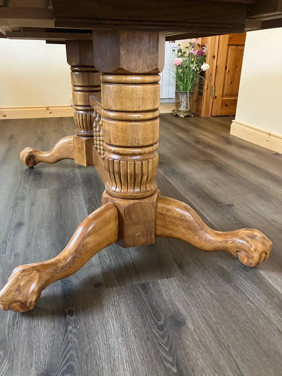 Solid Oak table and chairs - Image 2