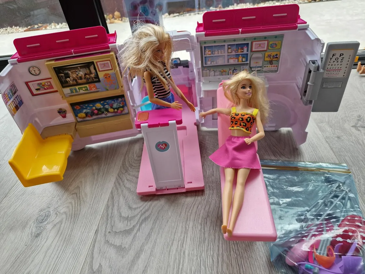 Barbie bundle - Image 4