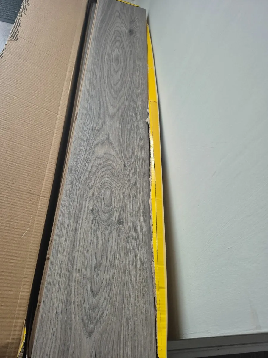 3 boxes of timber flooring - Image 2
