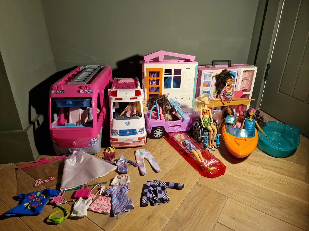 Barbie bundle - Image 1