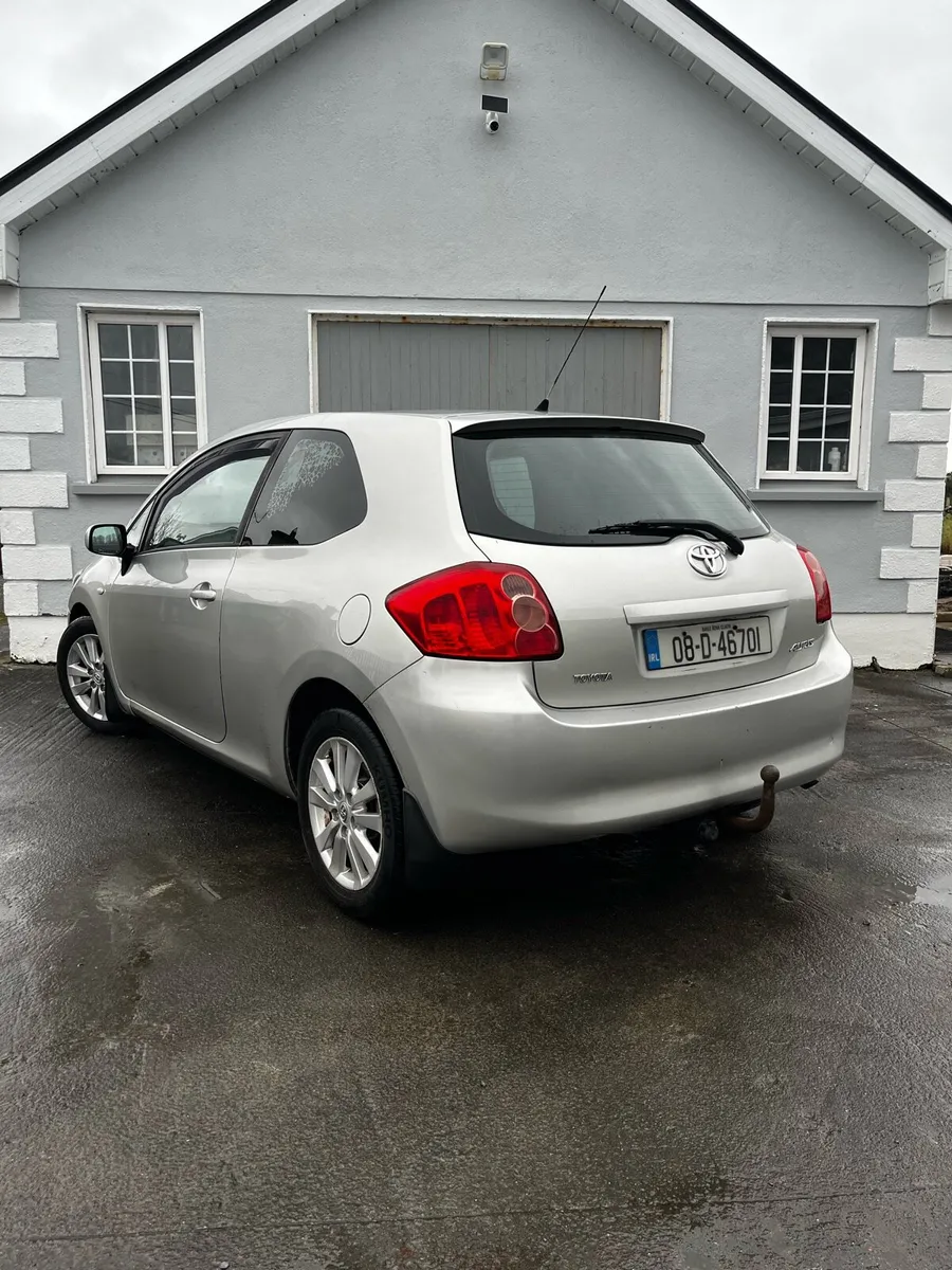 Toyota Auris Van - Image 2