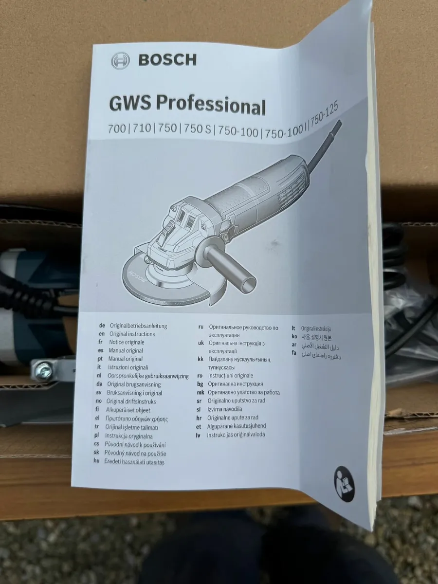 Bosch Angle Grinder NEW - Image 4