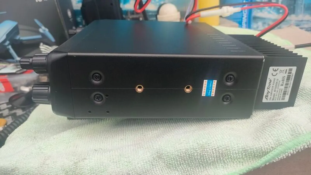 AnyTone AT-5555N I I 10 Meter Ham Radio Transceiver - Image 3