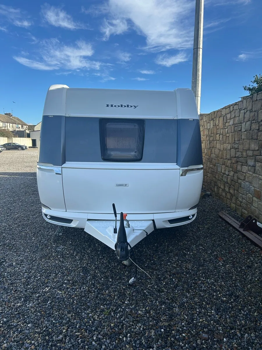 2022 hobby 6 berth fixed bed - Image 2