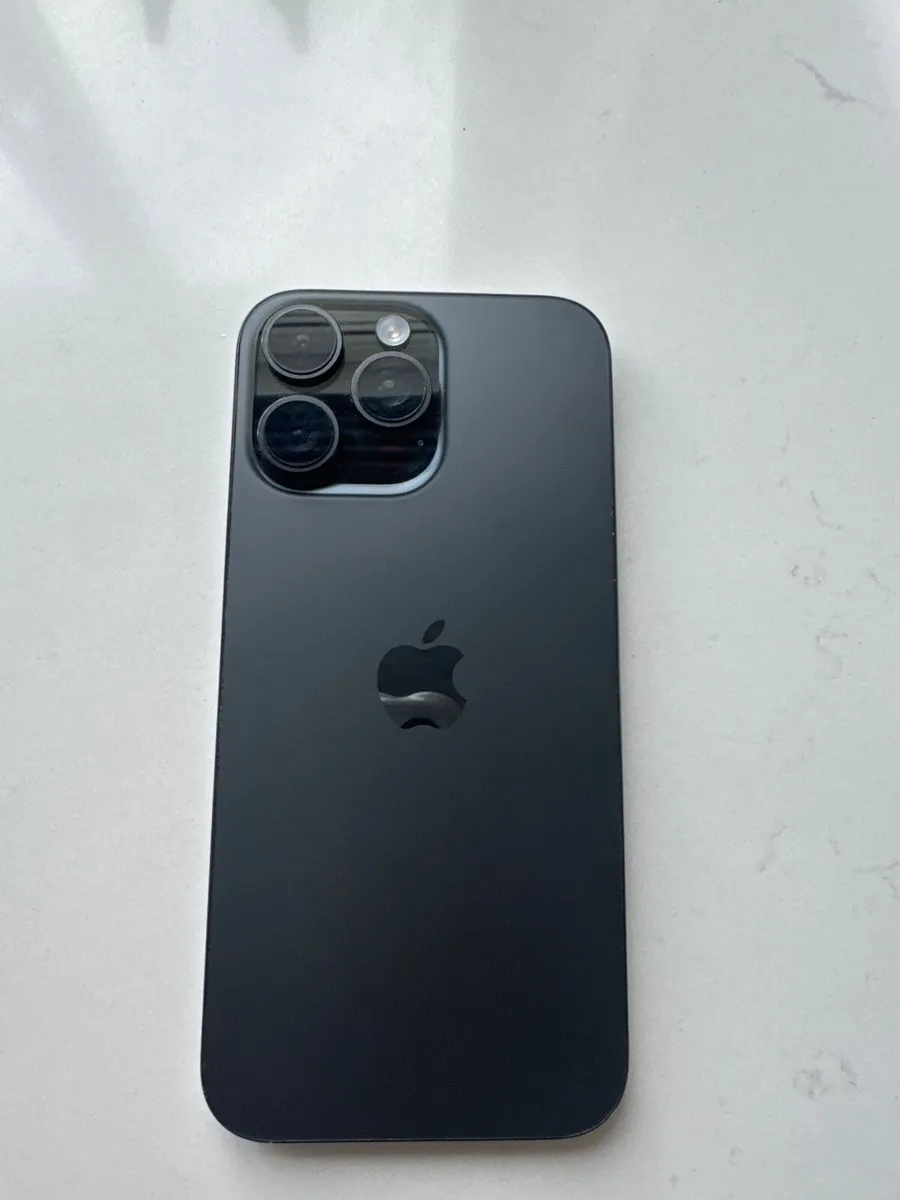 iPhone 16 pro max - Image 1