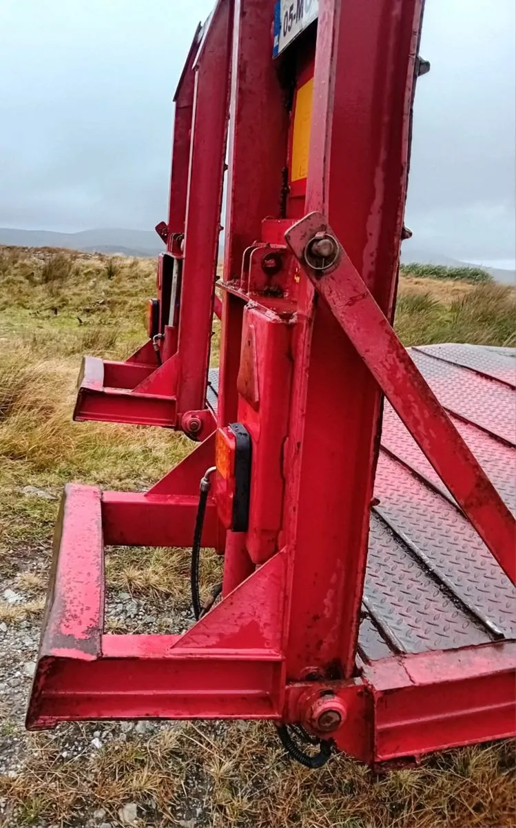 Low Loader - Image 3