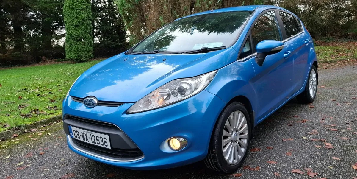 09 Ford Fiesta , TITANIUM,  LOW MLS - Image 1