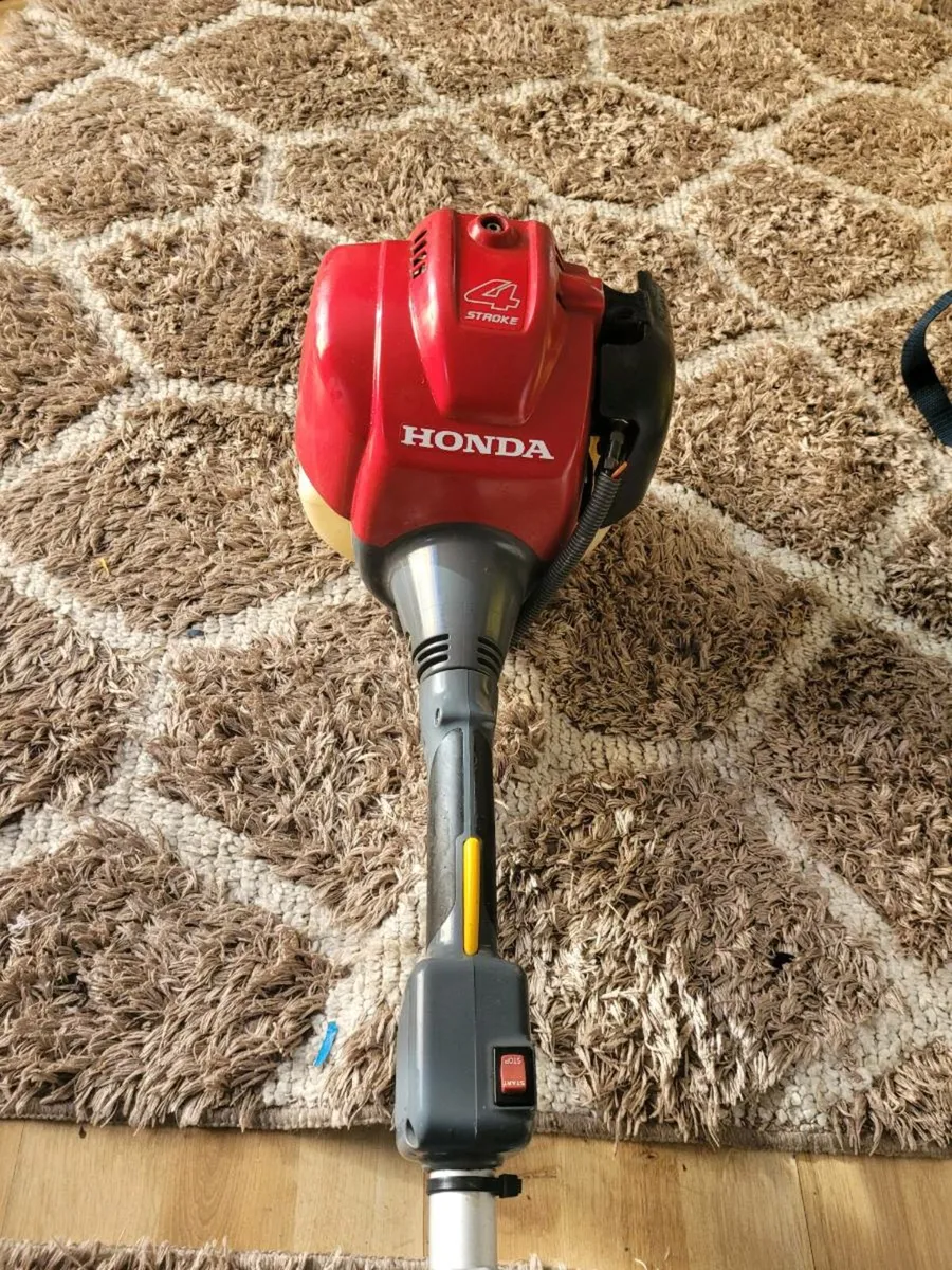 Honda 4 stroke strimmer - Image 4
