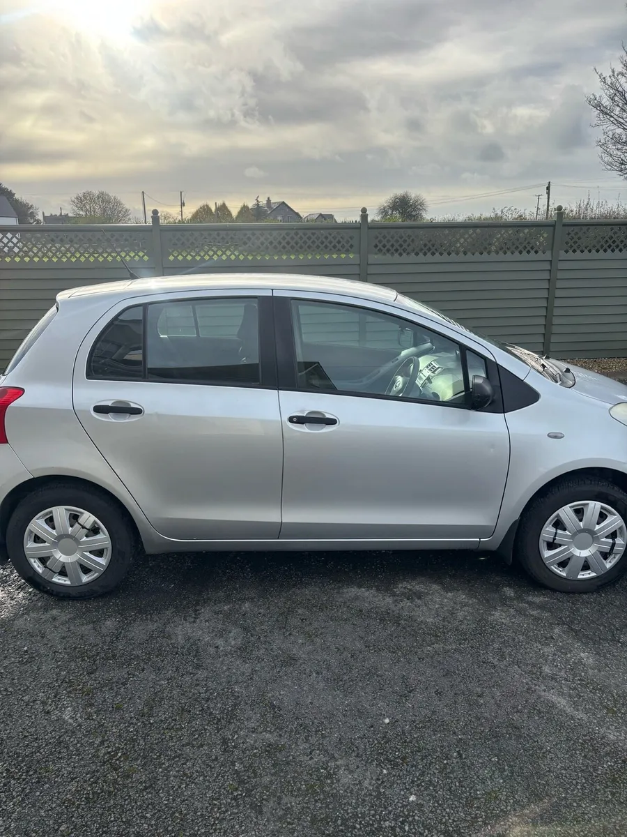 Toyota Yaris - Image 4