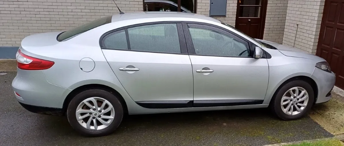 Renault Fluence 2014 - Image 2