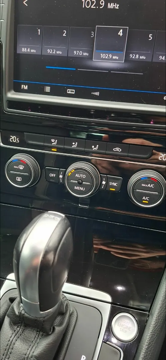 Volkswagen Golf 2016 - Image 2