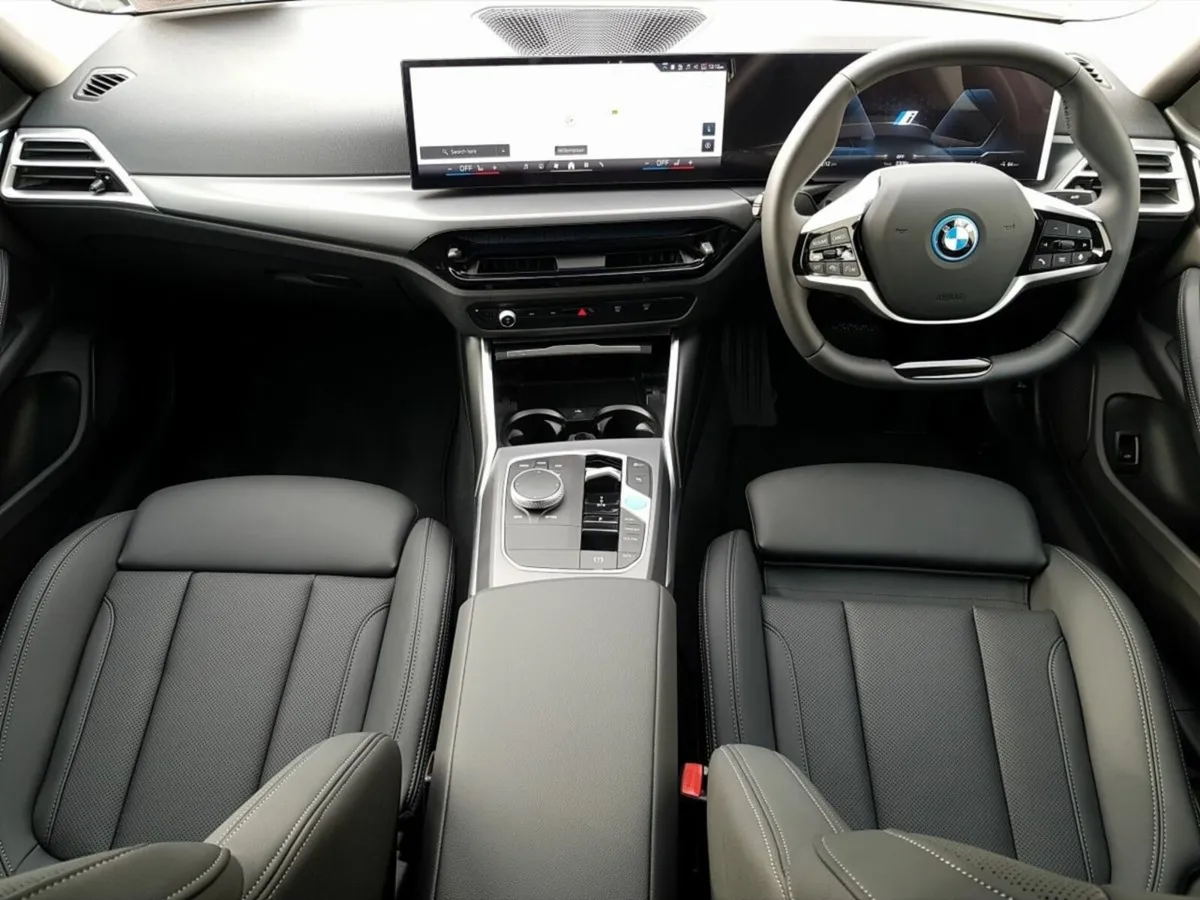 BMW i4 eDrive35 Sport - Image 4