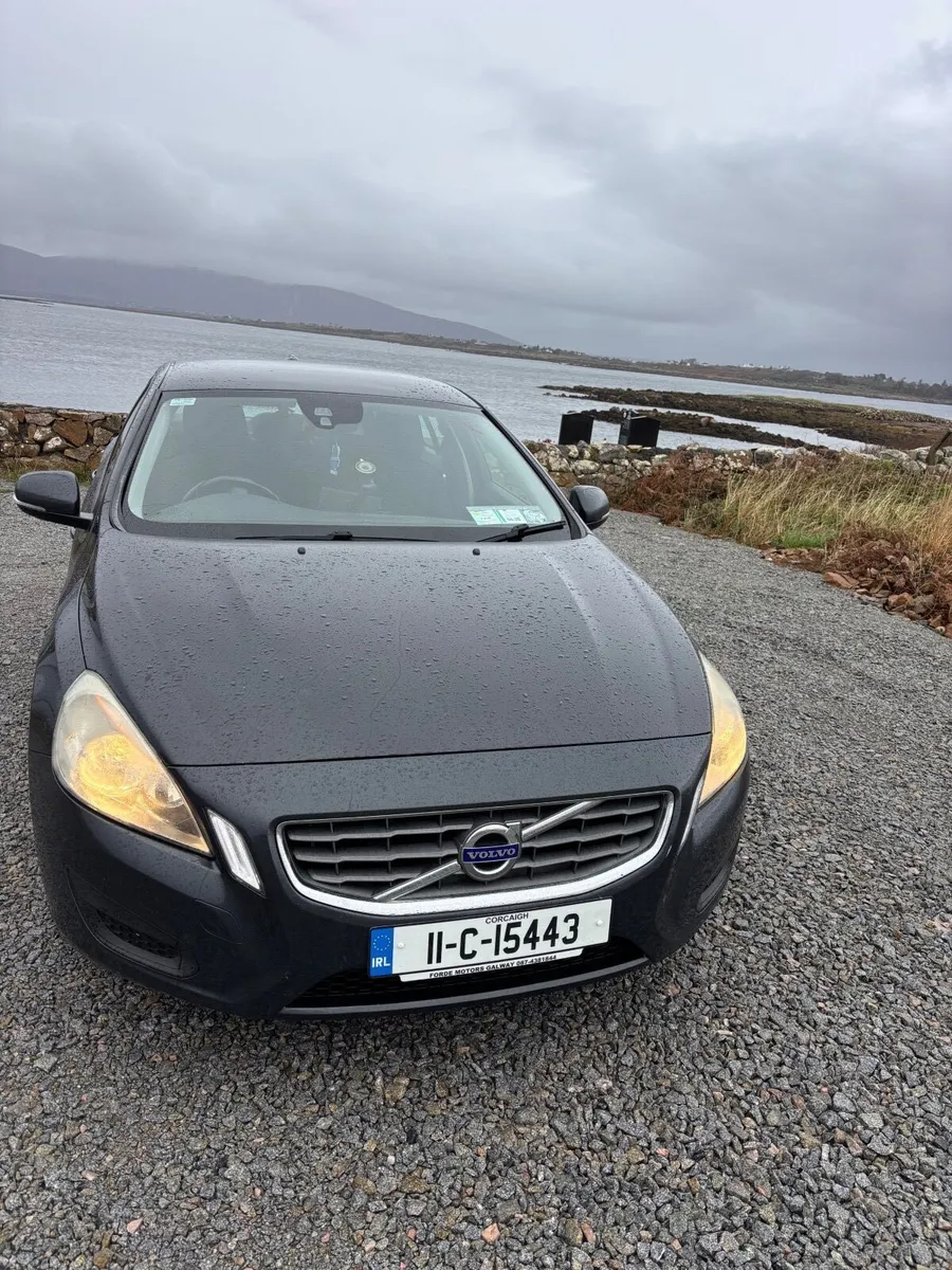 Volvo S60 2011 - Image 4