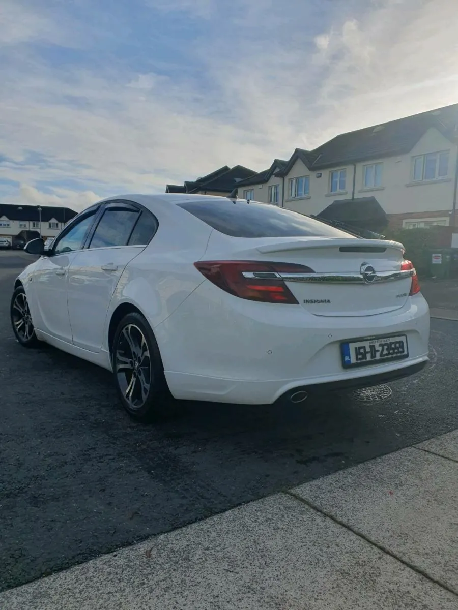 Opel Insignia SRI 2L Diesel - Image 3