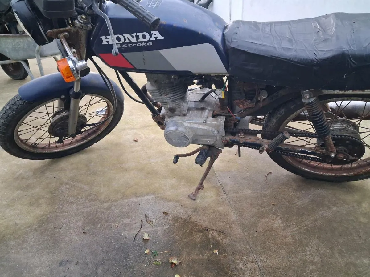 Motor bike - Image 3