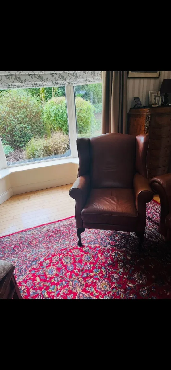 Genuine Laura Ashley three piece leather suite - Image 4