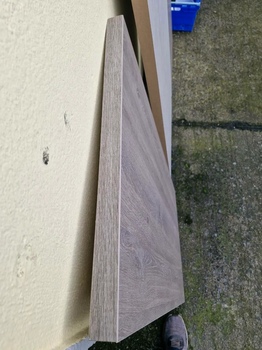 Kitchen worktops - Image 2