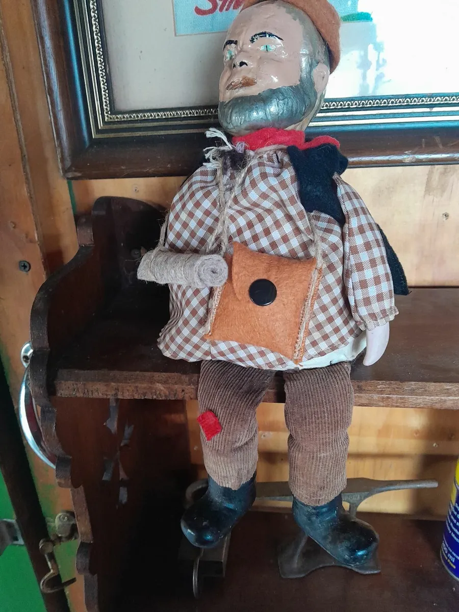 Vintage  musical  doll - Image 1