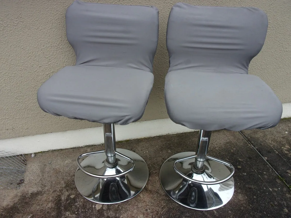 FREE stool chairs x 2 - Image 1