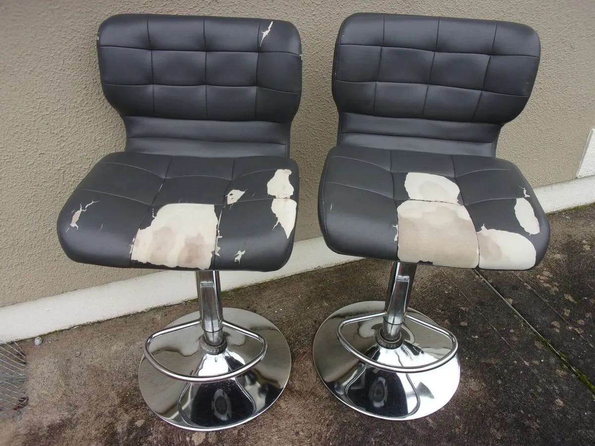 FREE stool chairs x 2 - Image 2