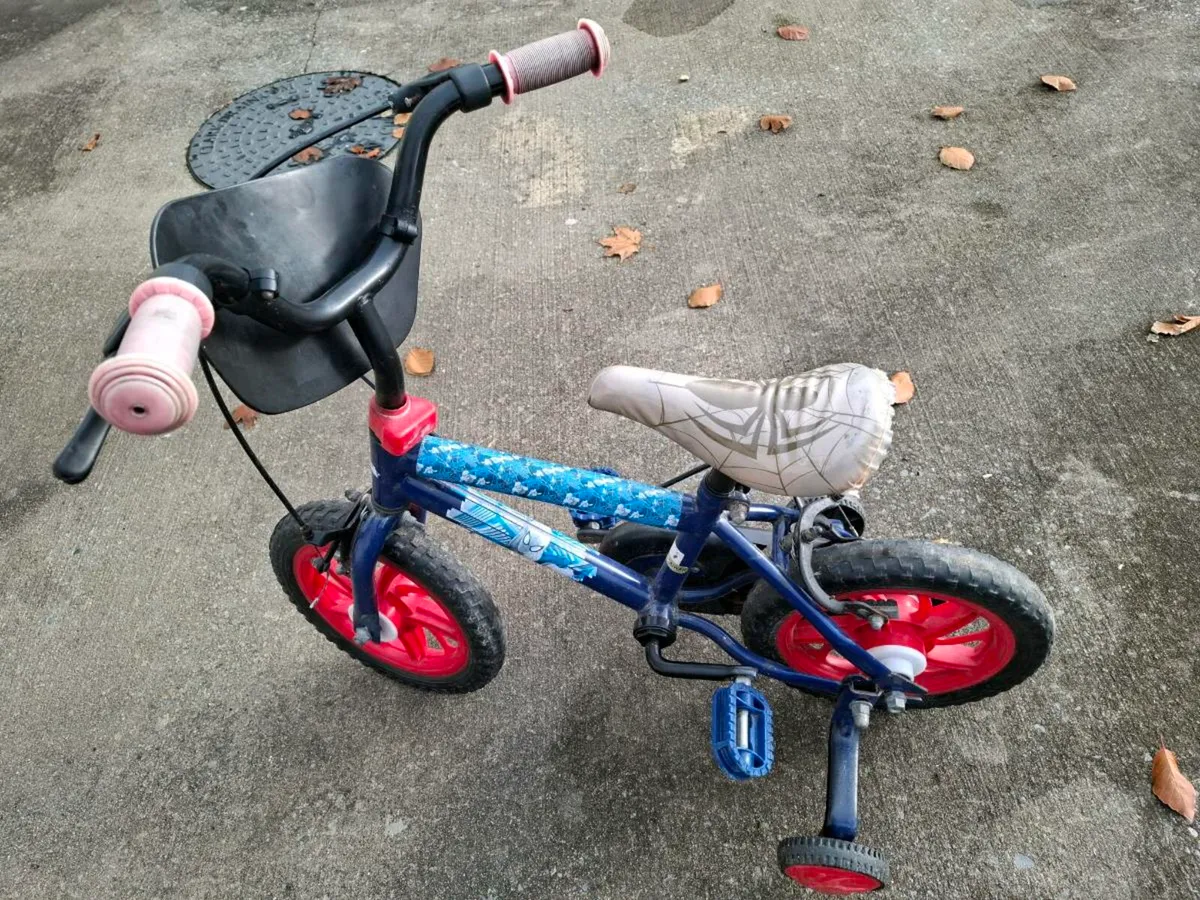 12 inch kids Spiderman bike - Image 3