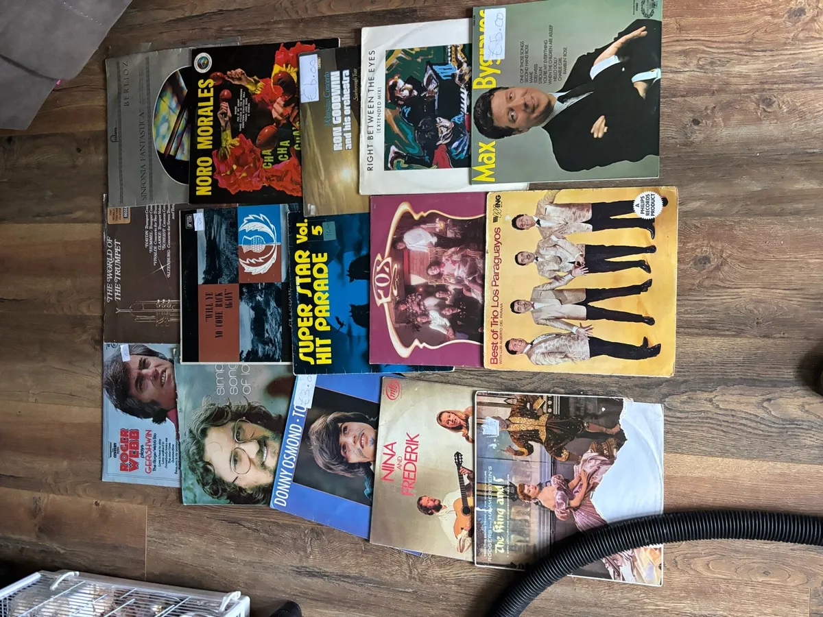 Vinyl discs records roughly 170 in total - Image 2