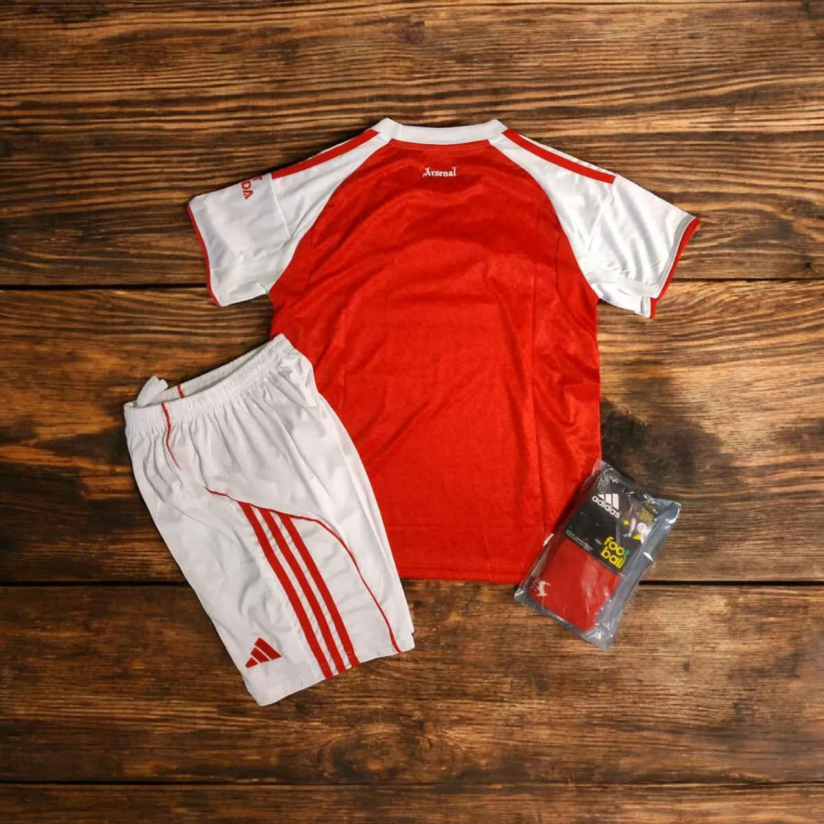 ARSENAL ( HOME) KIDS FULL KIT ,10/11 YRS - Image 2