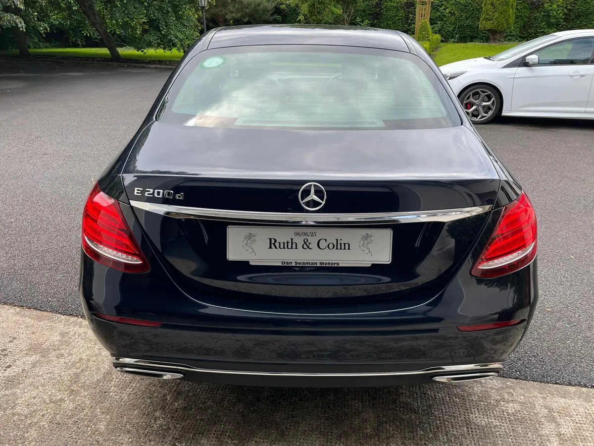 Mercedes Benz E Class E200d - Image 3