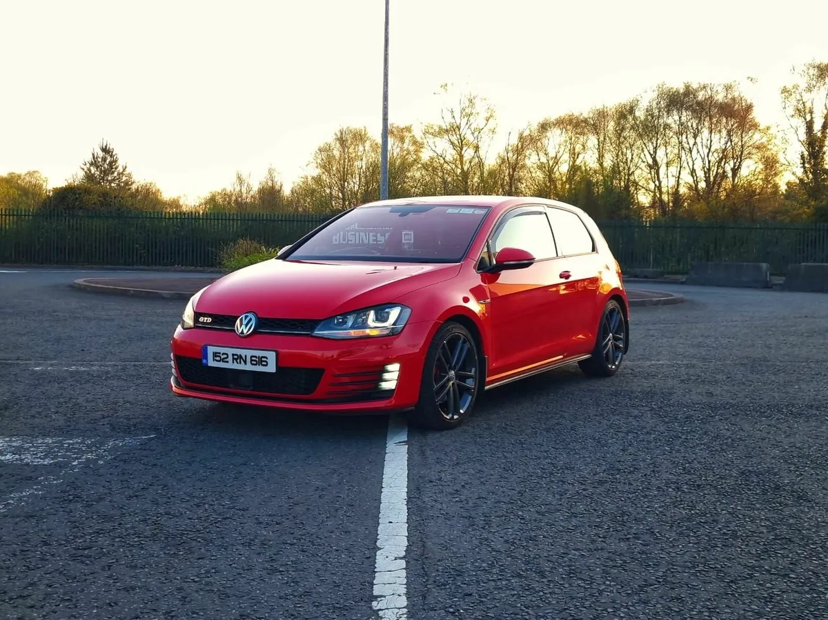 Volkswagen golf gtd 3 door high spec - Image 4