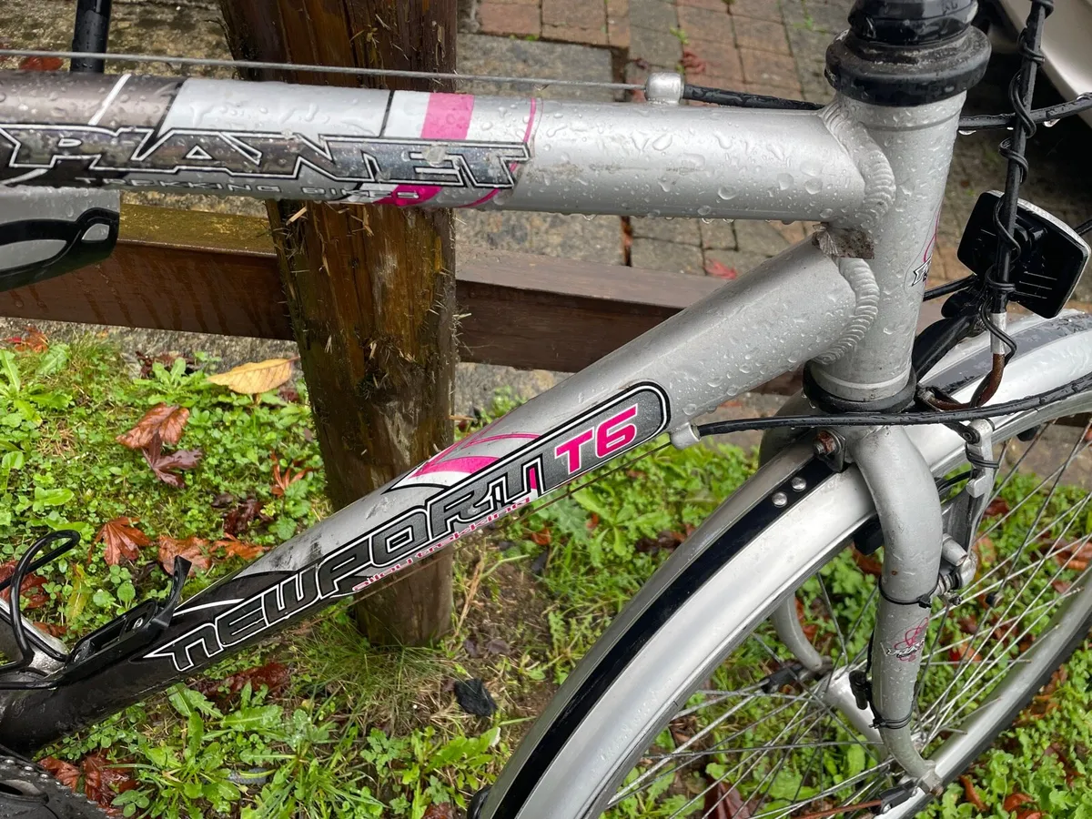 Gents Hybrid type   : 56cm € 1 0 0 - Image 2