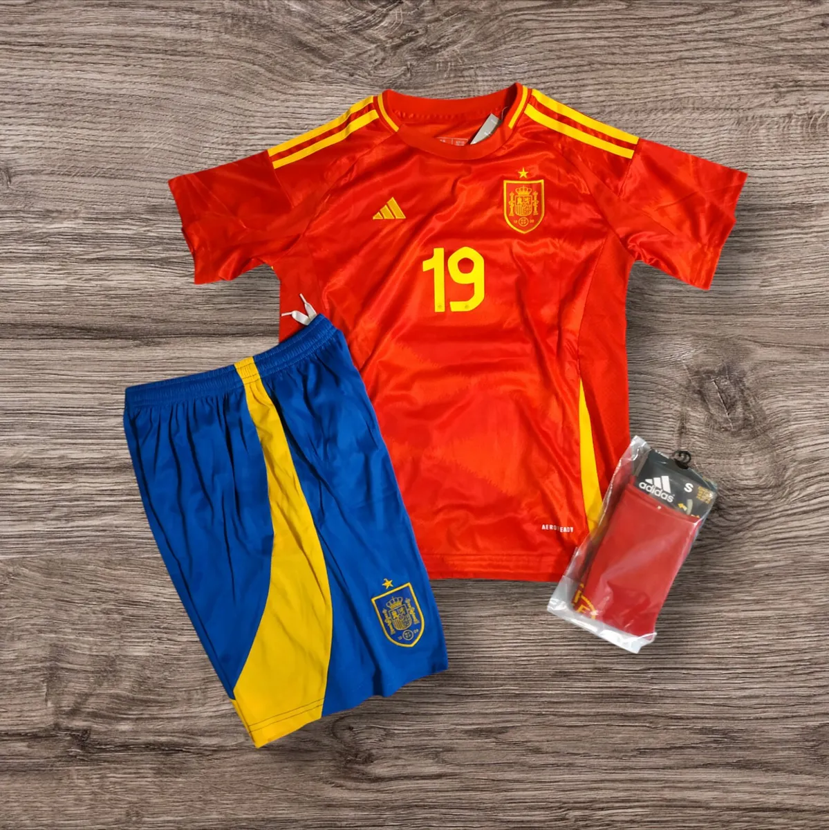SPAIN ( YAMAL 19 ) (KIDS FULL KIT), SIZE 12/13 YRS - Image 2