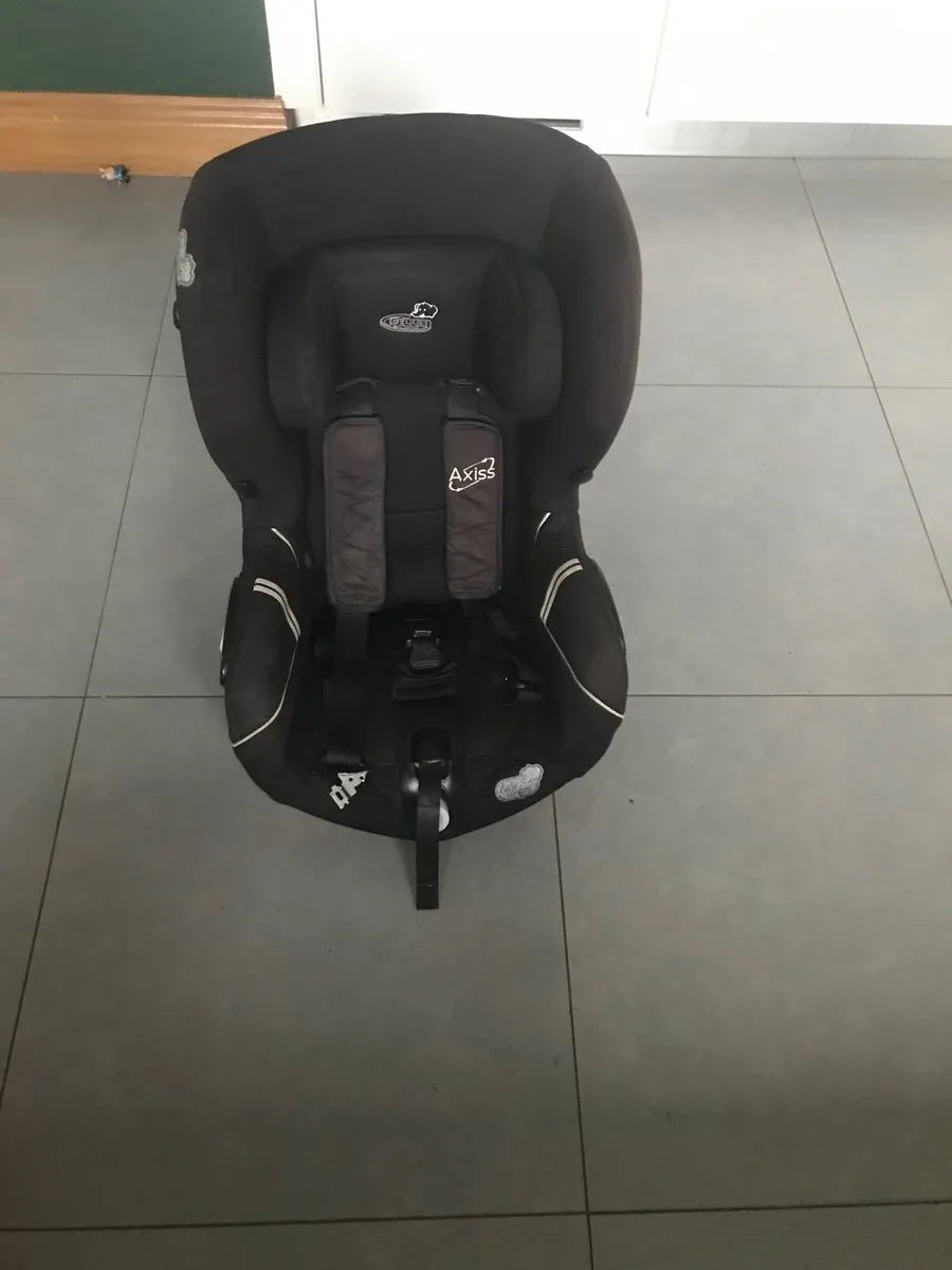 Car seat - Image 1