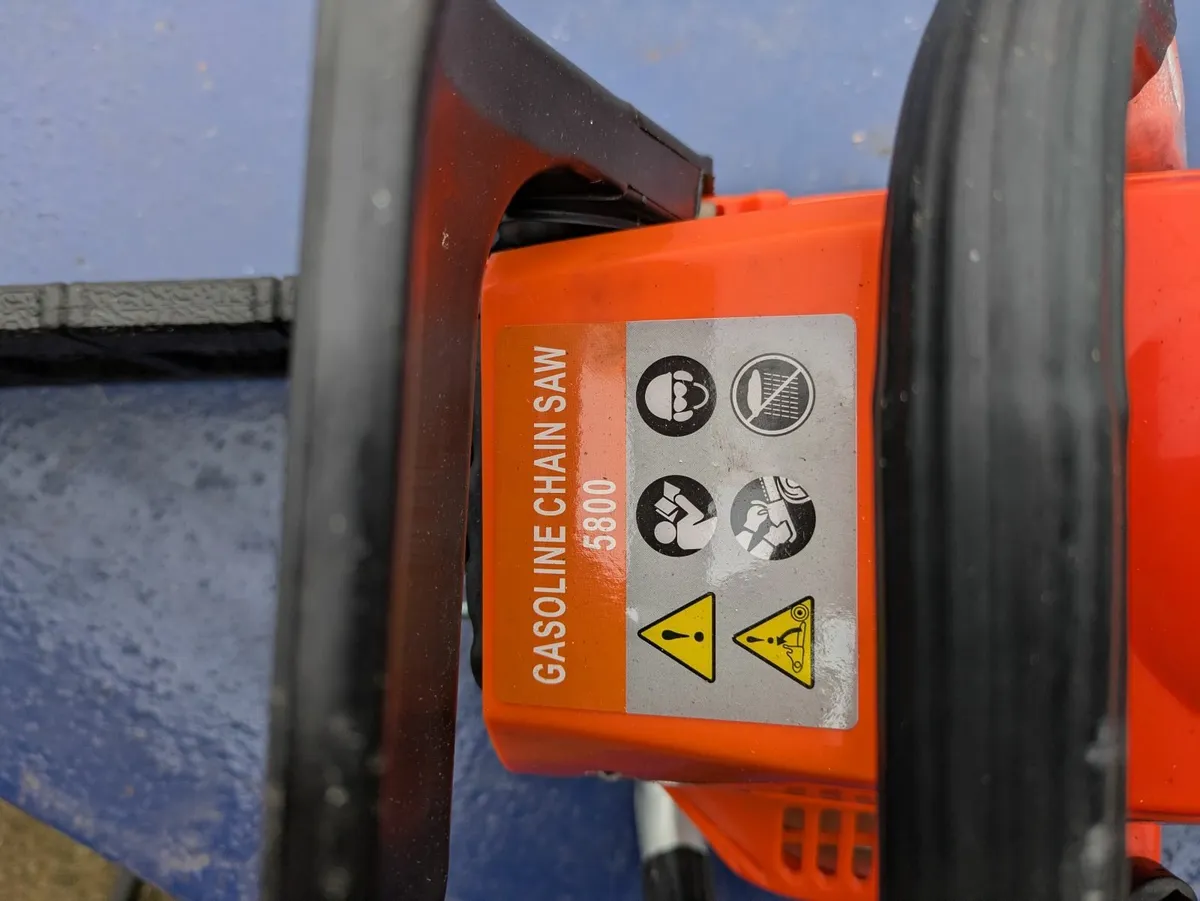 Petrol chainsaw 20inch - Image 3