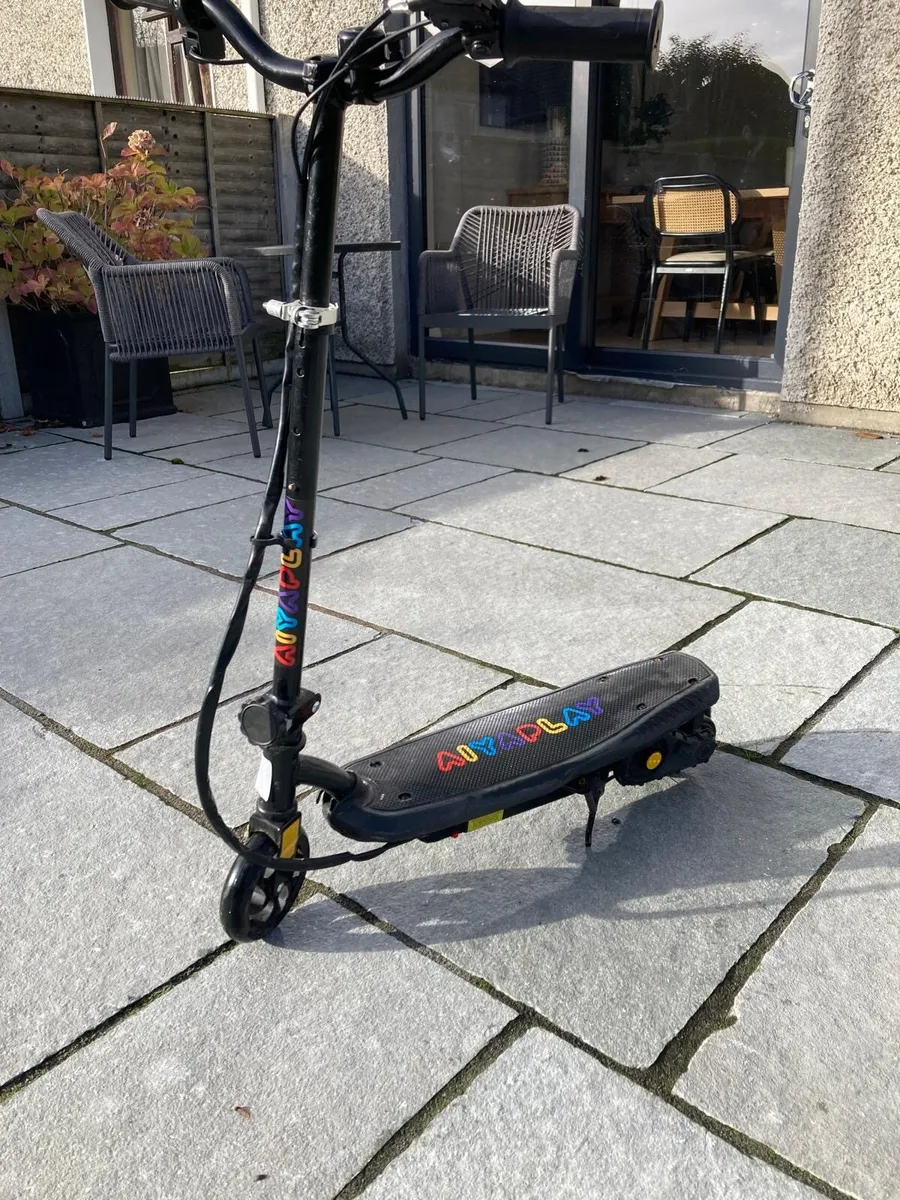 Electric kids scooter