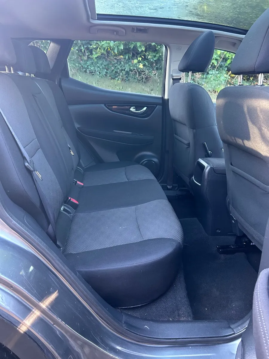 Nissan Qashqai 2015 Acenta Premium - Image 4