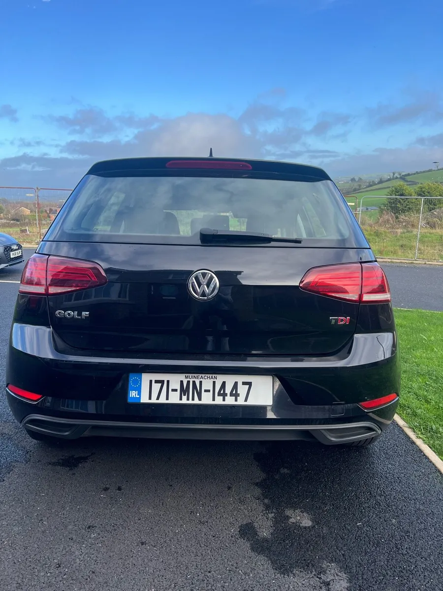 Volkswagen Golf 2017 - Image 2