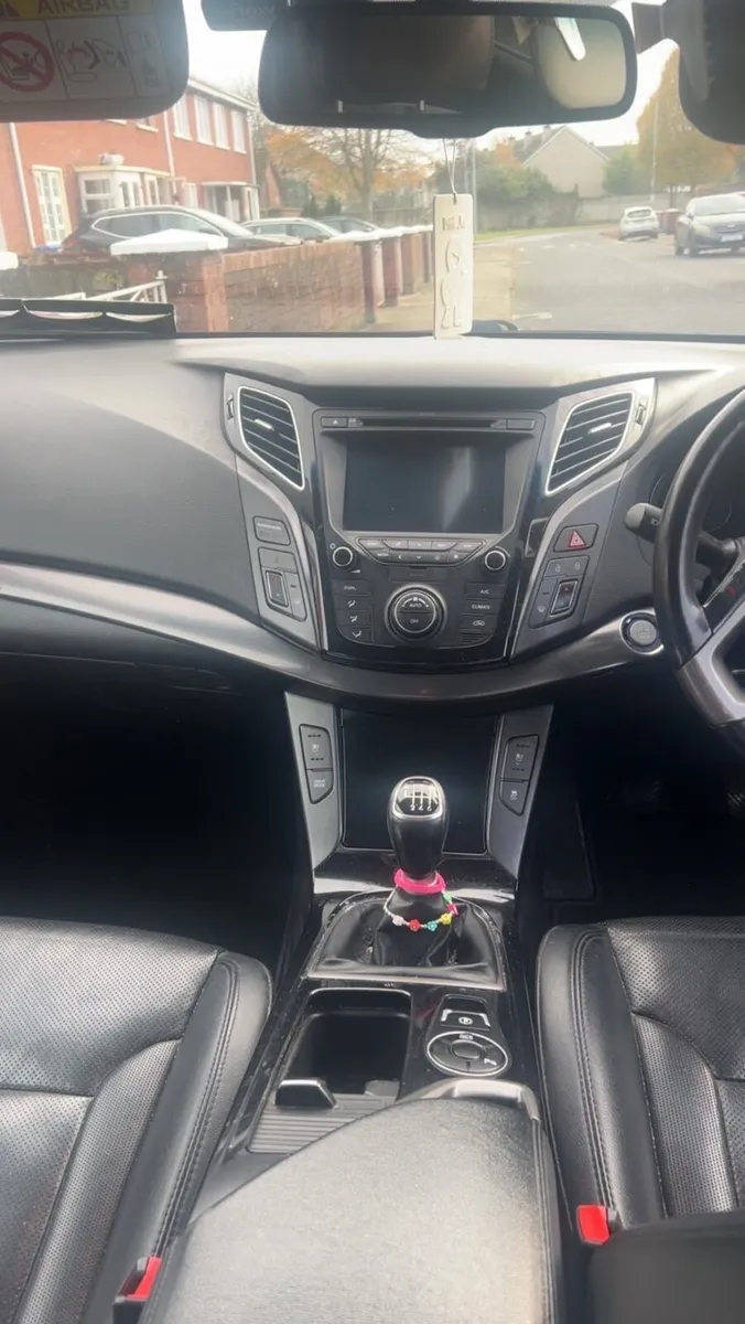 Hyundai i40 nct 10/27 - Image 4