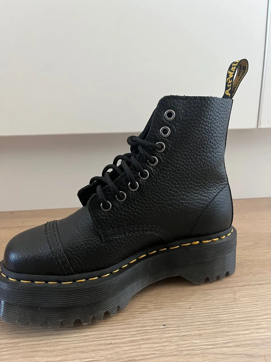 Dr.Martens - Image 3