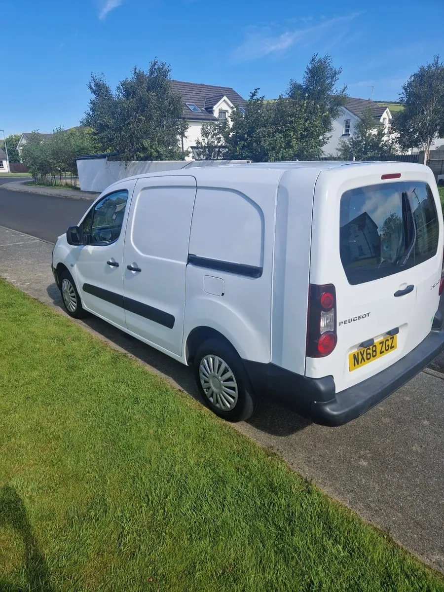 2018 Peugeot partner - Image 3