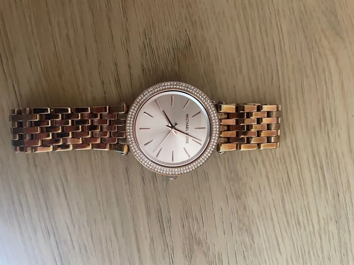 Michael Kors Rose Gold Watch - Image 1