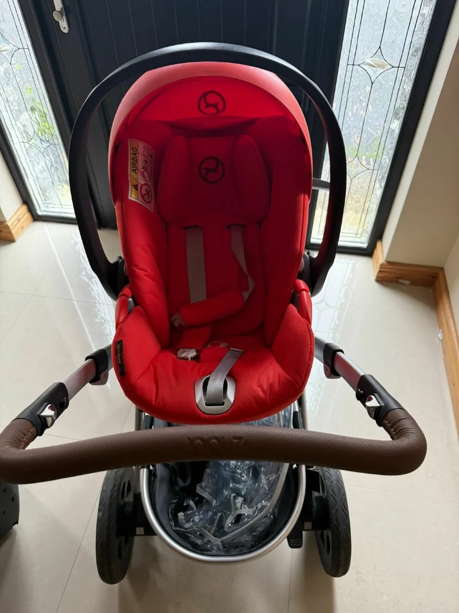Baby Travel system - Image 1