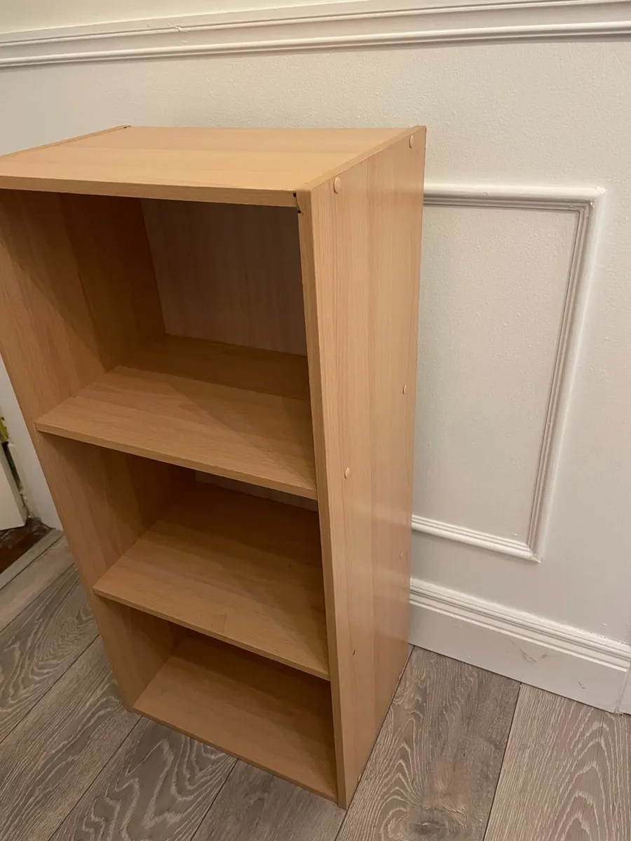 Narrow bookcase - Image 2