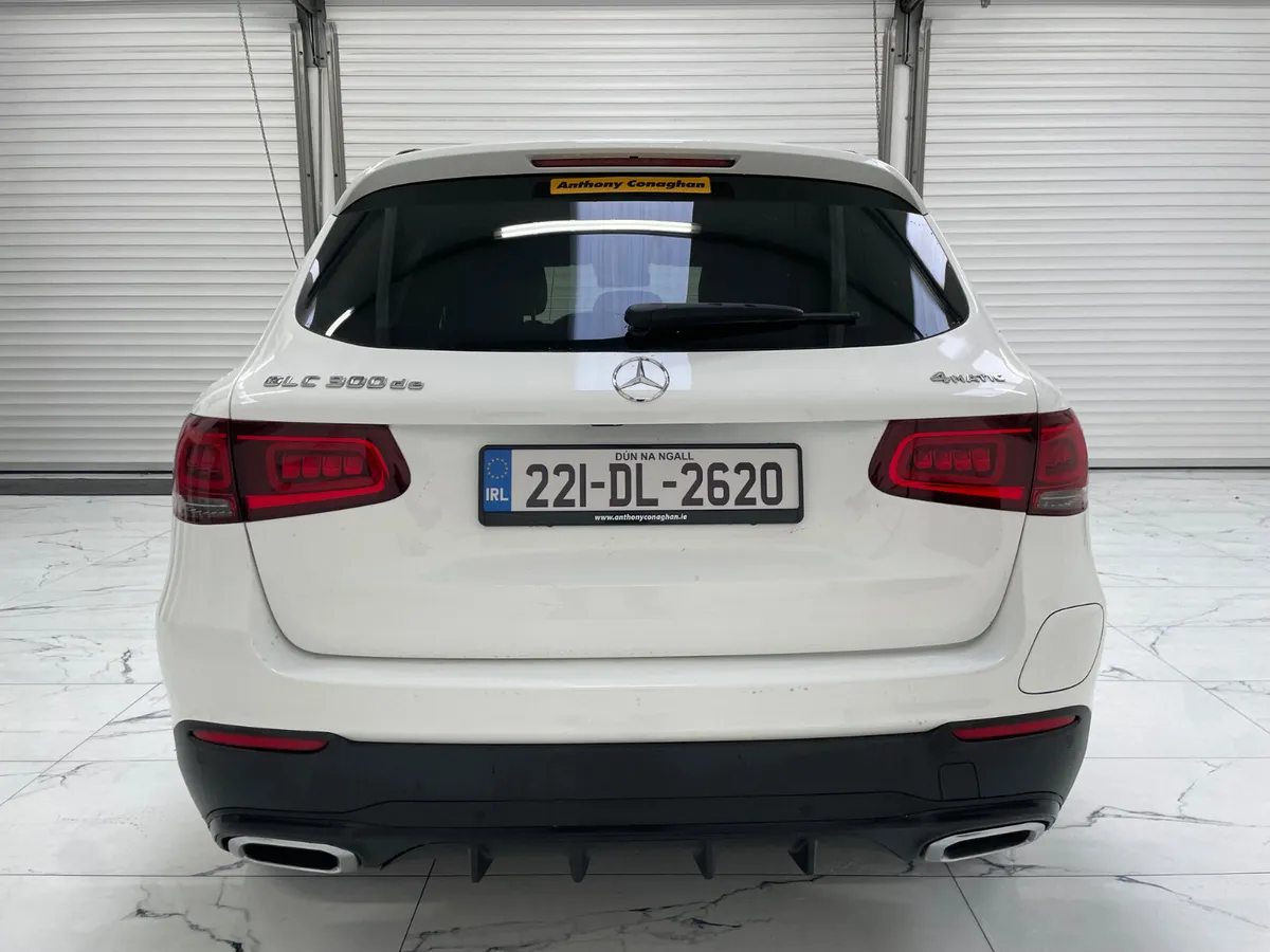 Mercedes-Benz GLC 2022 Diesel - Image 4