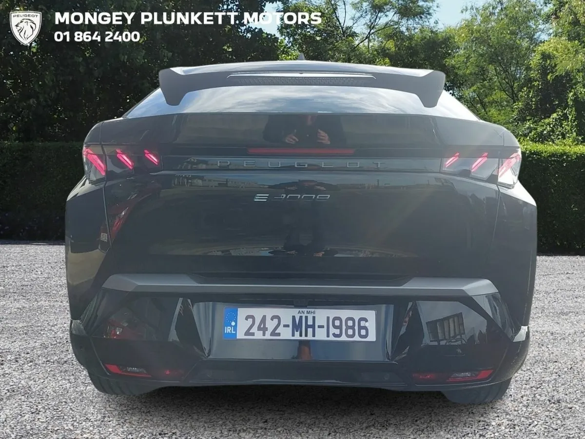 Peugeot 3008 BEV 73kWH 210BHP GT - Image 4