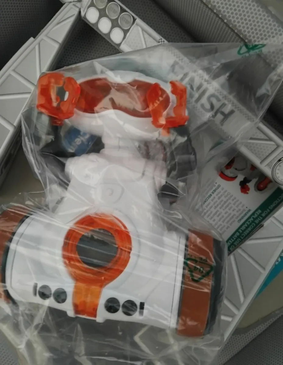 Mio The Robot S.T.E.M Science - Image 2