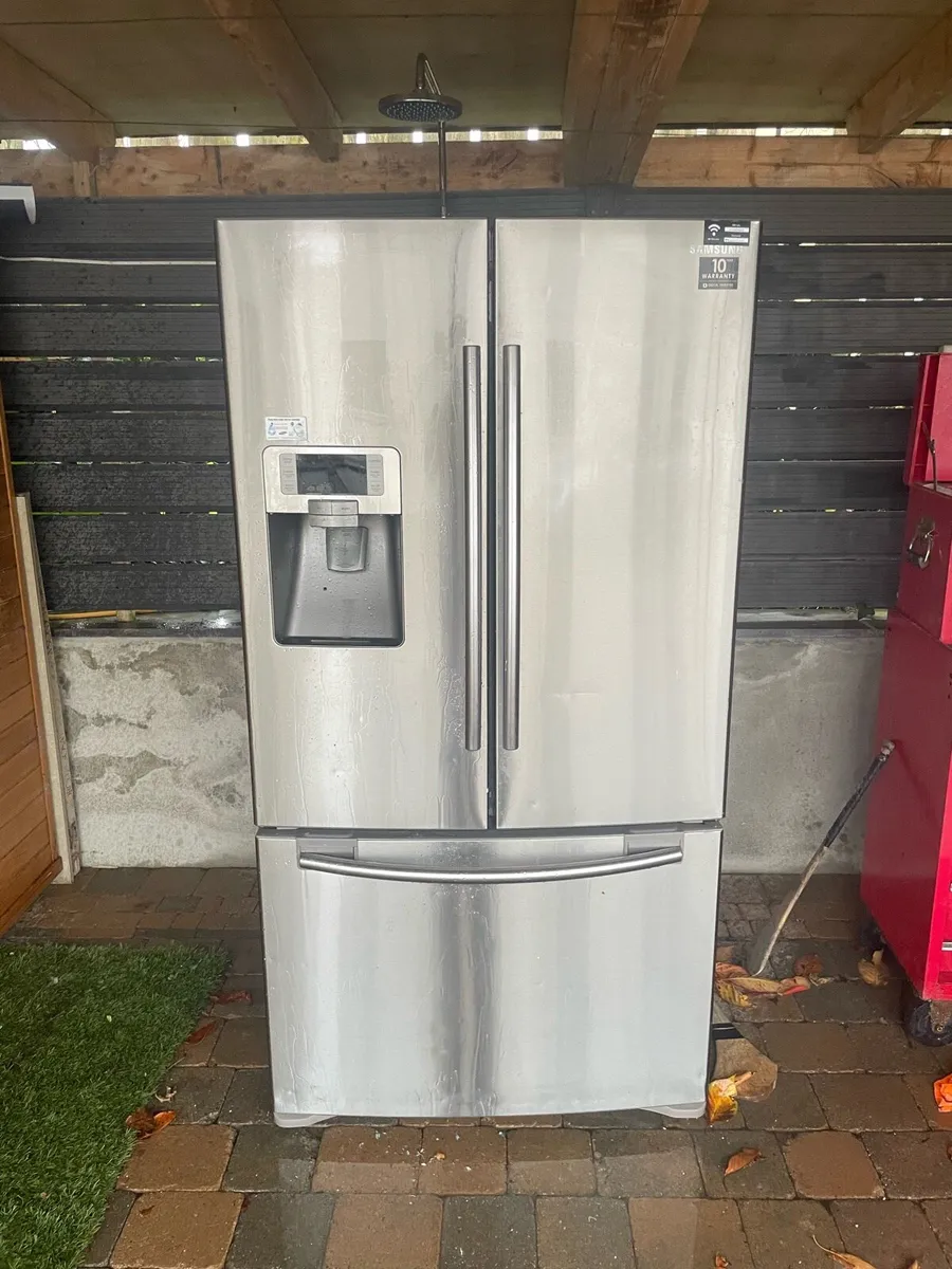 Fridge freezer - Image 1